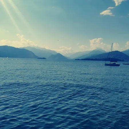 Lake&stars - Il E Le Stelle Apartment